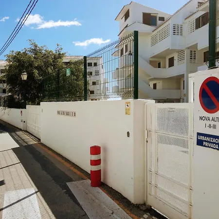 Apartment Beachfront Apt! Ac - Pool - Parking *